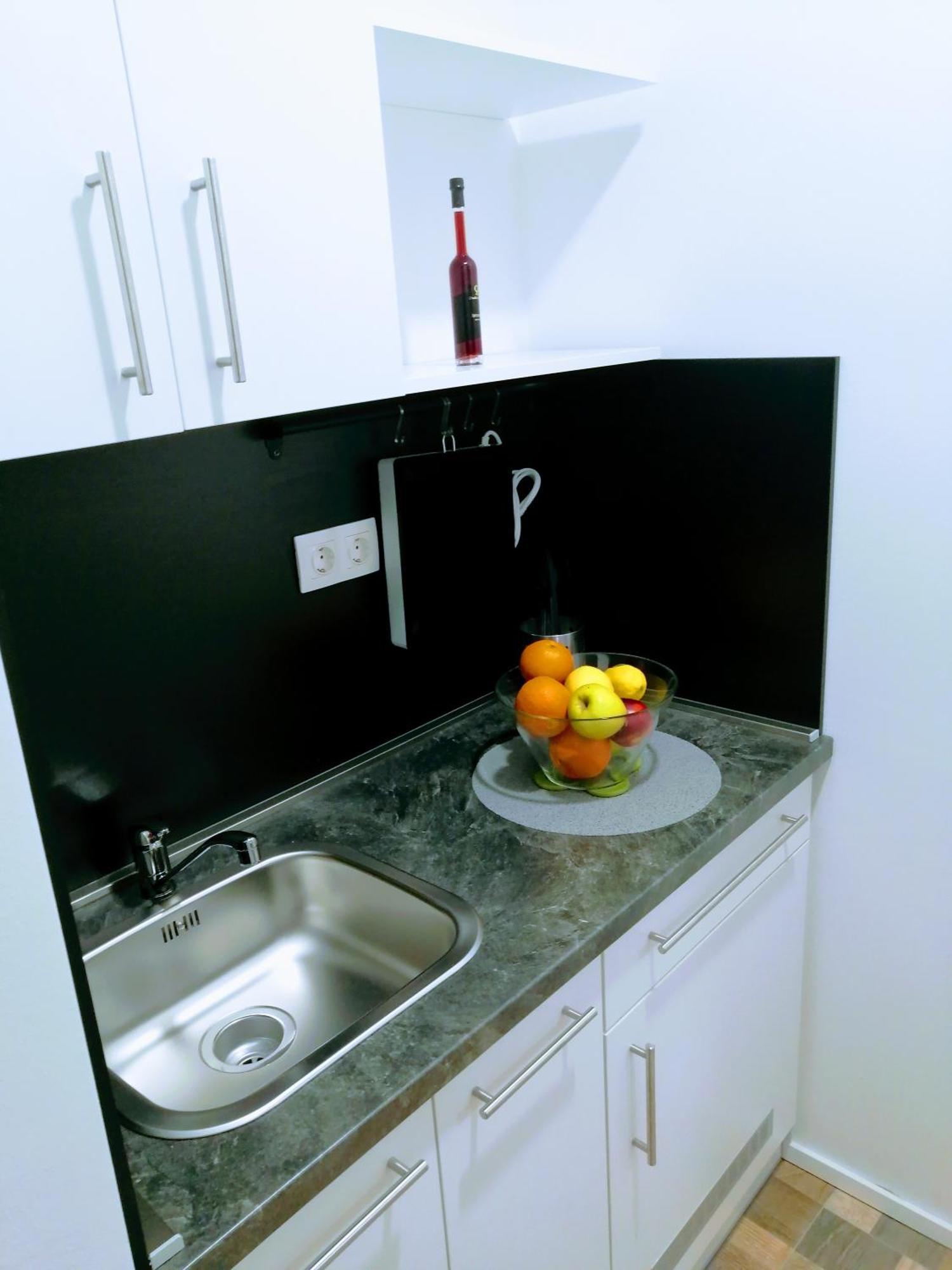 Zpula Center Studio Apartments Ngoại thất bức ảnh